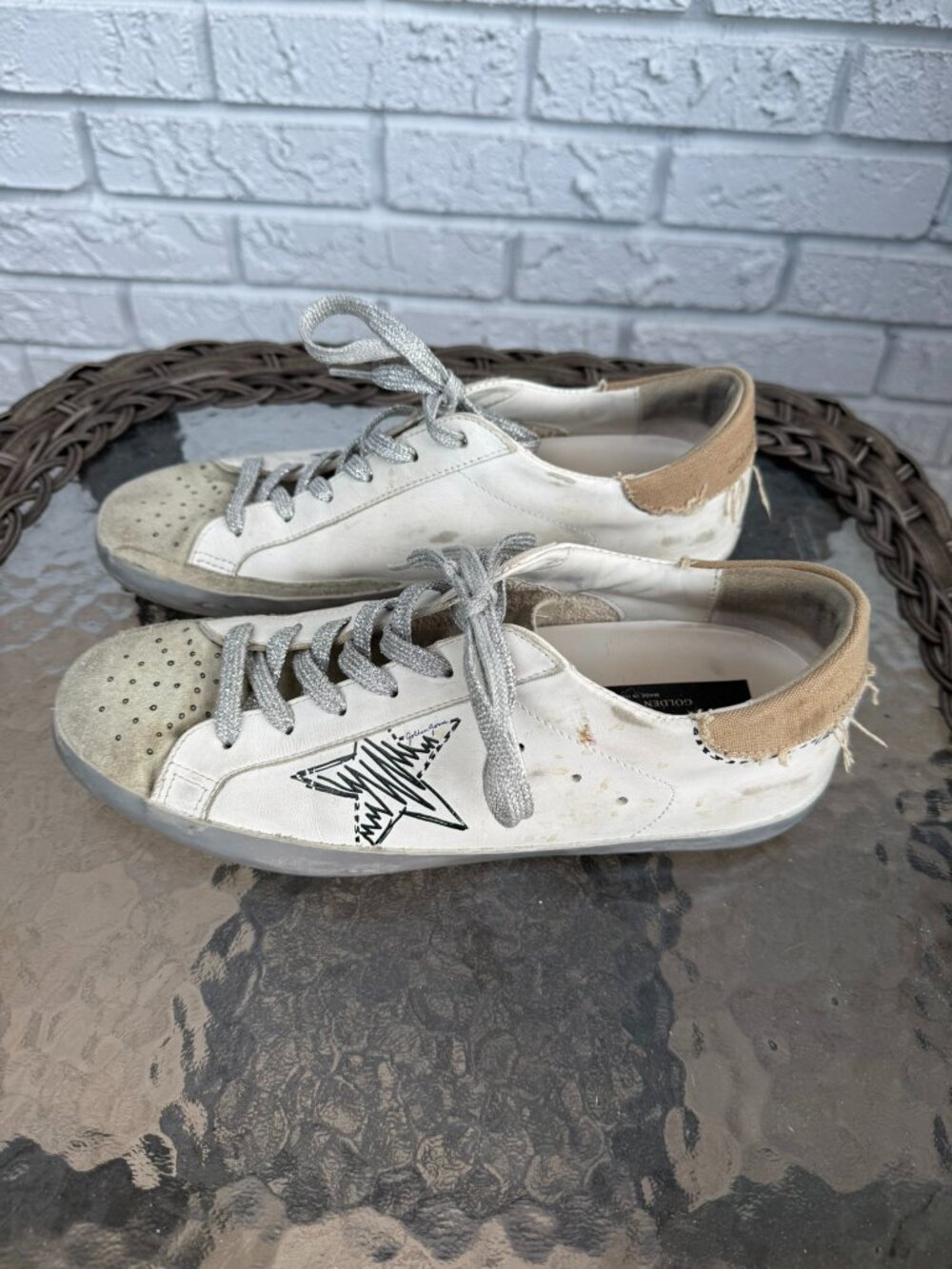 Golden Goose Super Star Distressed Sneakers Size 40 - Picture 3 of 6